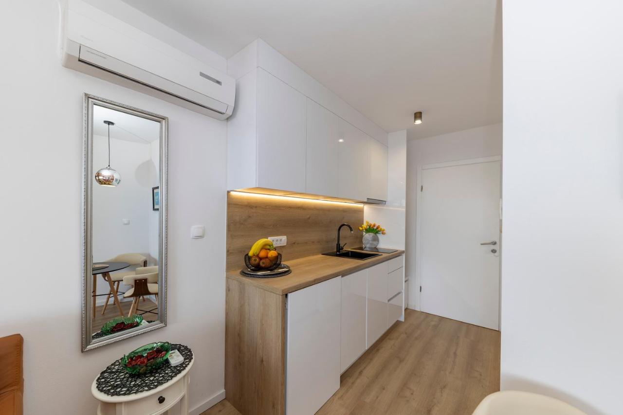 Apartmani Basioli 扎达尔 外观 照片