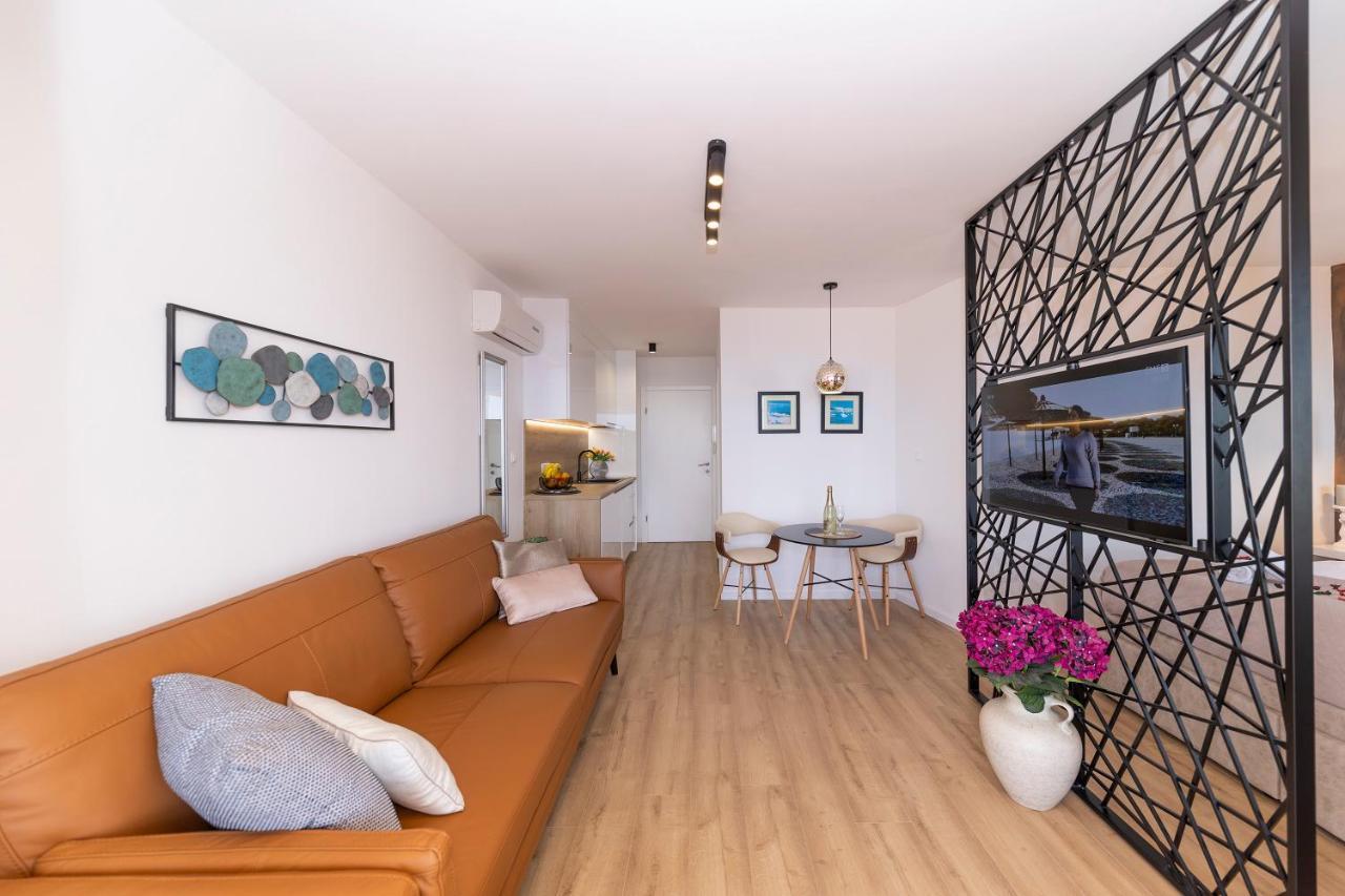 Apartmani Basioli 扎达尔 外观 照片