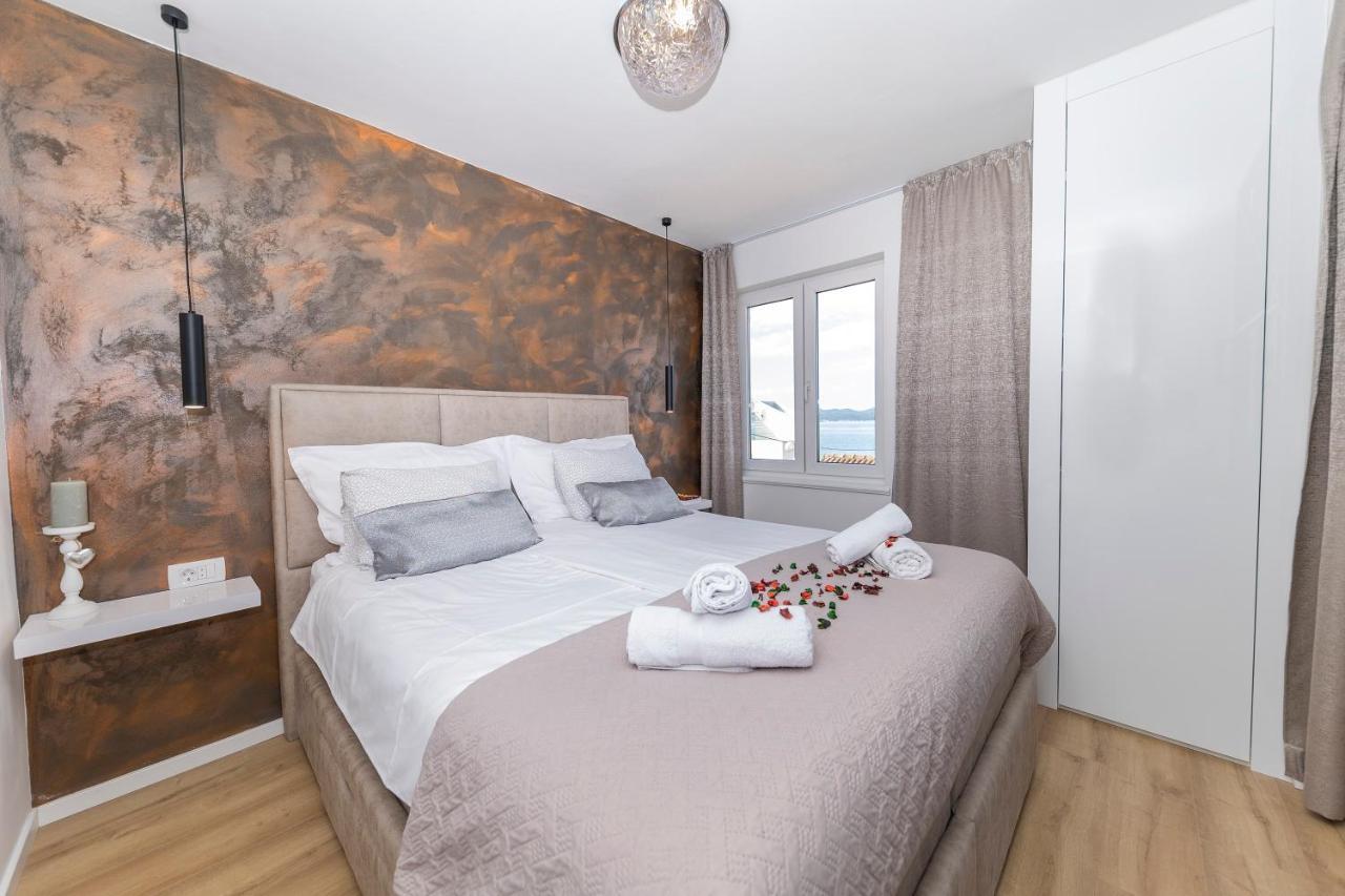 Apartmani Basioli 扎达尔 外观 照片