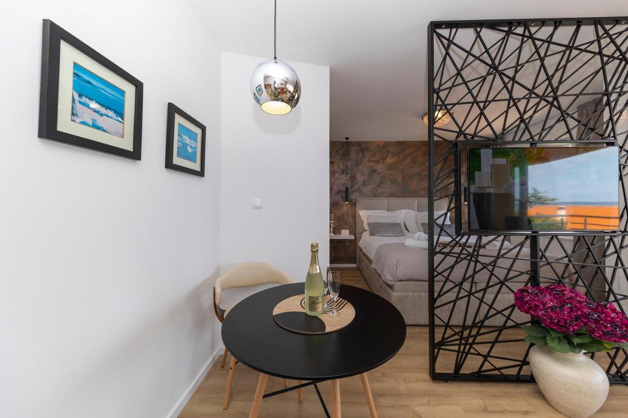 Apartmani Basioli 扎达尔 外观 照片
