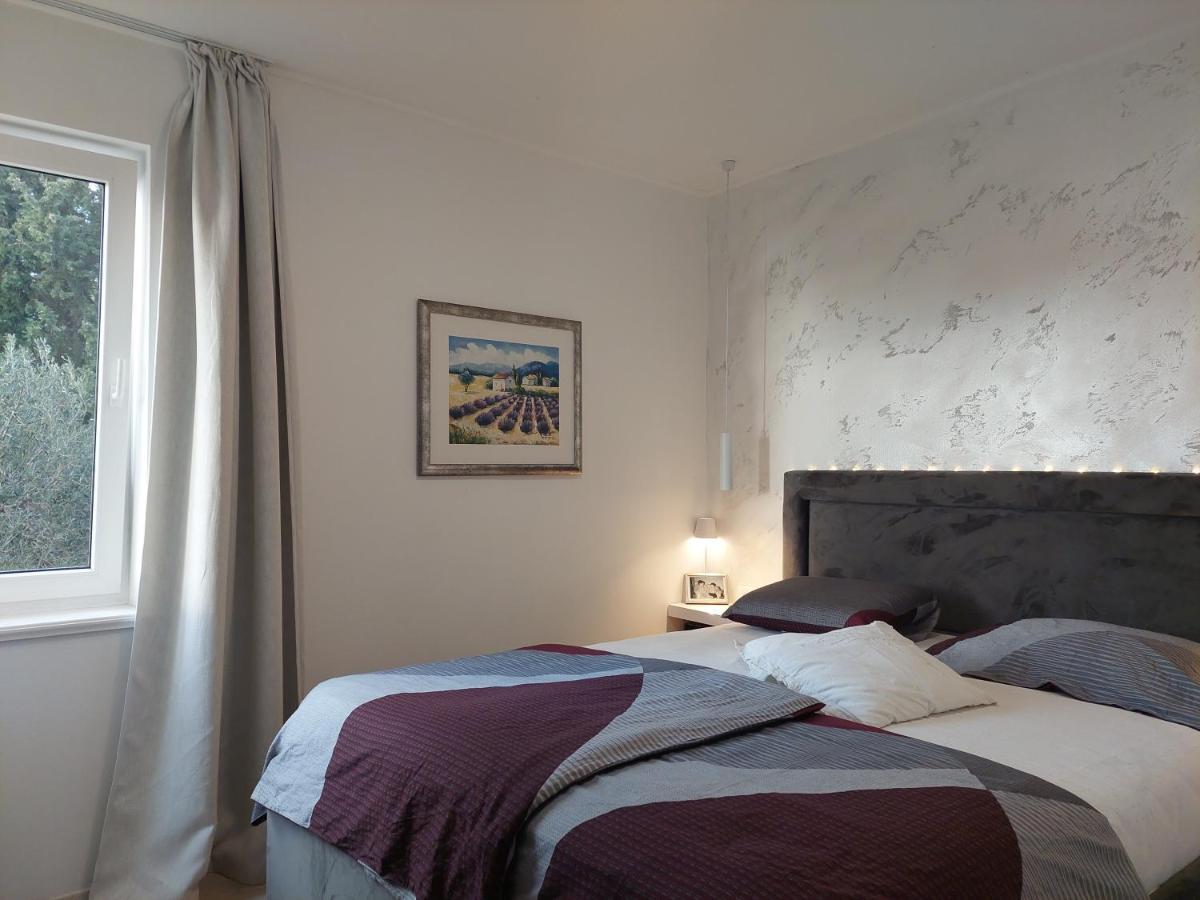 Apartmani Basioli 扎达尔 外观 照片